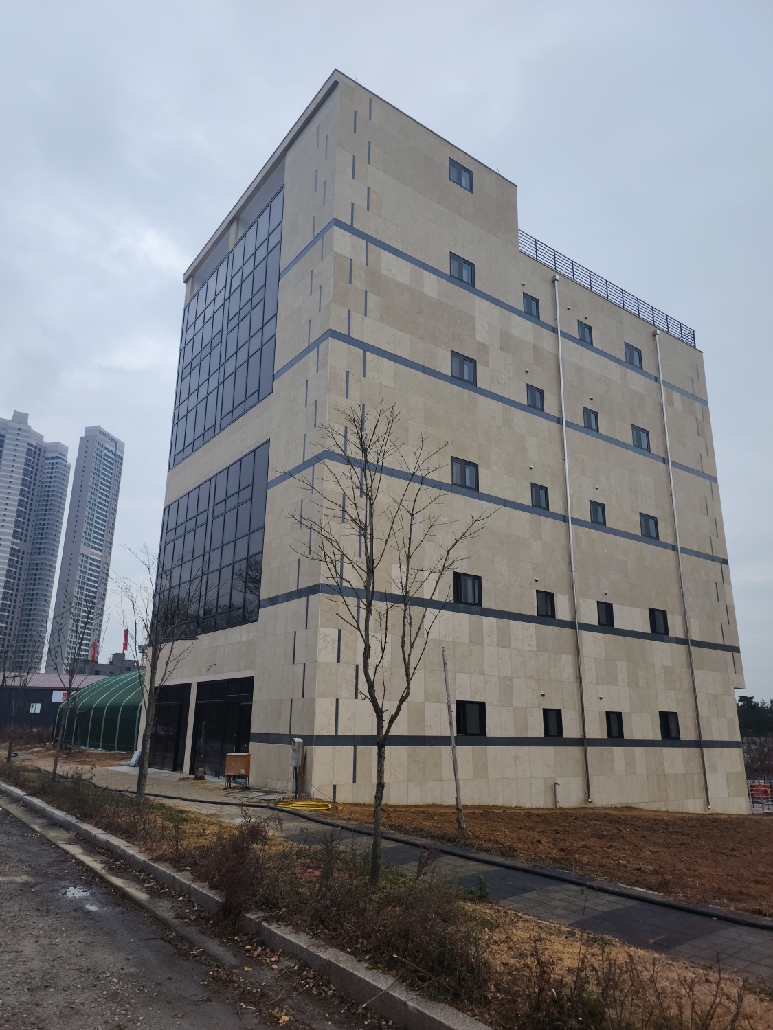 /user/j/jeyi/editor/2305/457f745d71546c7fefac2019fb789cb7_1685427797_6421.jpg 이미지크게보기